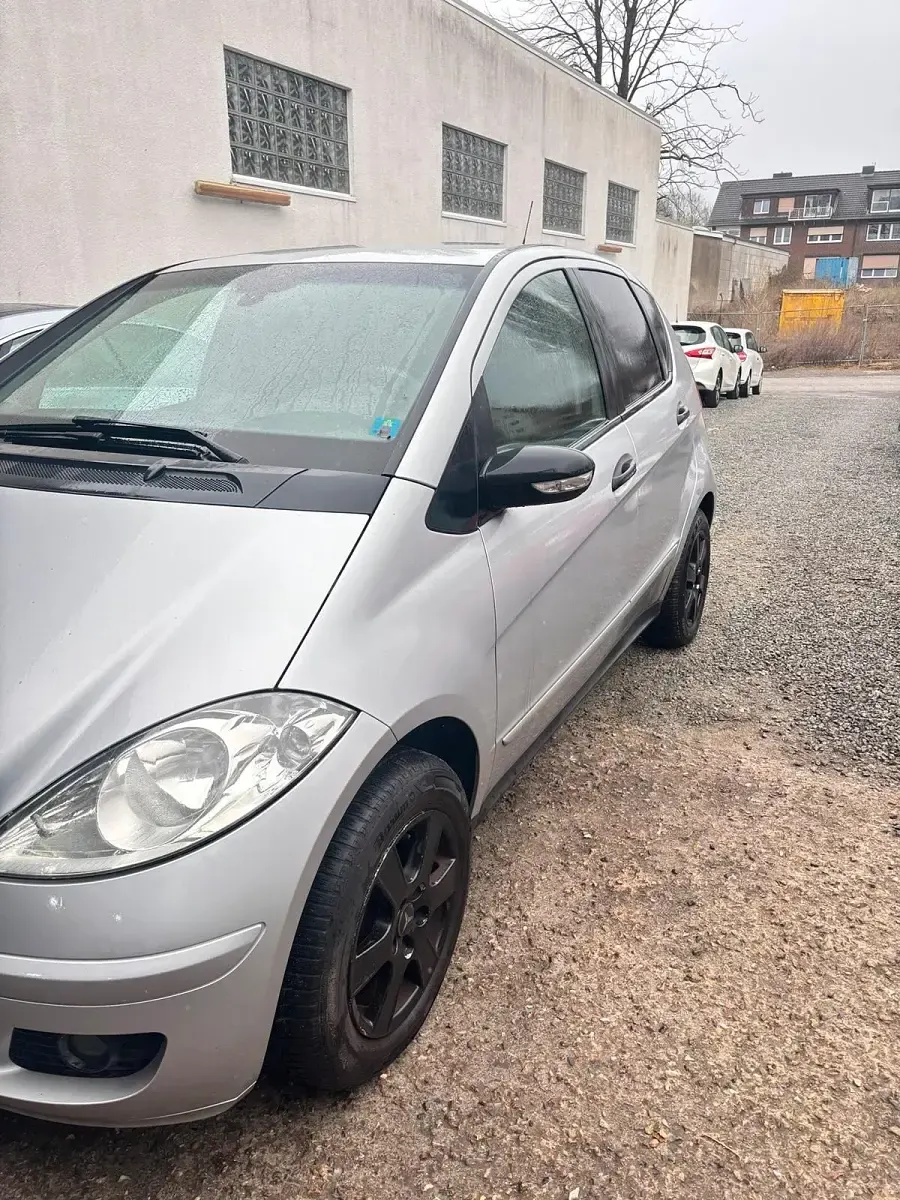 Gebraucht Mercedes A150 95 PS (69 kW) 2007 Silber Kleinwagen