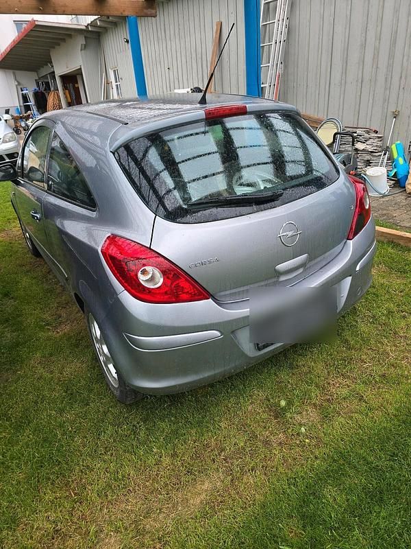 Blau Gebraucht 2007 Opel Corsa Kleinwagen | 1.000 € (Superpreis) - Bild 1/4