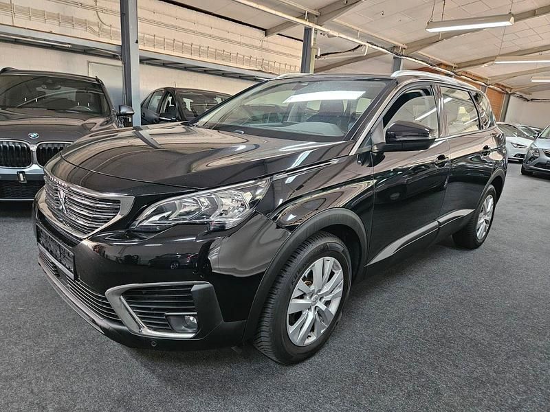 Schwarz Gebraucht 2018 Peugeot 5008 Business-Line Van / Kleinbus | 13.200 € (Fairer Preis) - Bild 1/3