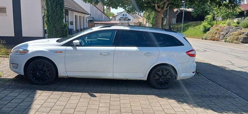 Weiß Gebraucht 2009 Ford Mondeo Titanium Kombi | 1.600 € (Superpreis) - Bild 1/4