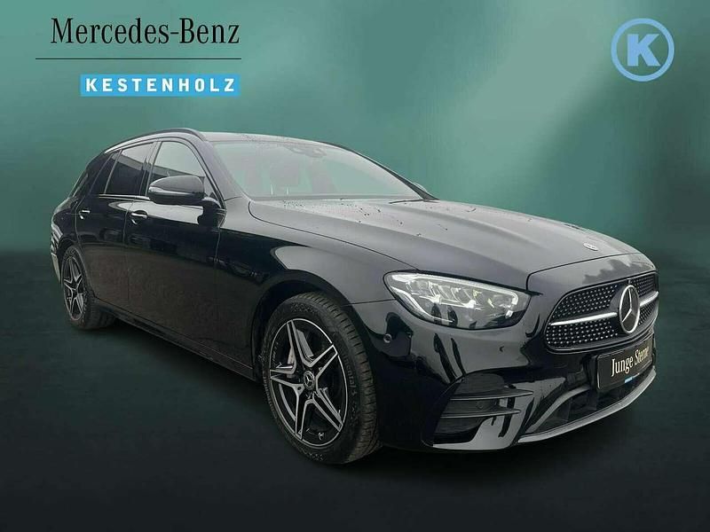 Gebraucht Mercedes E300 AMG 306 PS (225 kW) 2022 Unilack schwarz uni Kombi