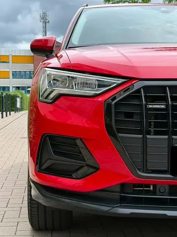 Gebraucht Audi Q3 Advanced 190 PS (139 kW) 2019 Rot SUV