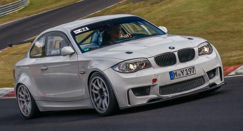 Gebraucht BMW 135 Performance 400 PS (294 kW) 2011 Weiß Kleinwagen