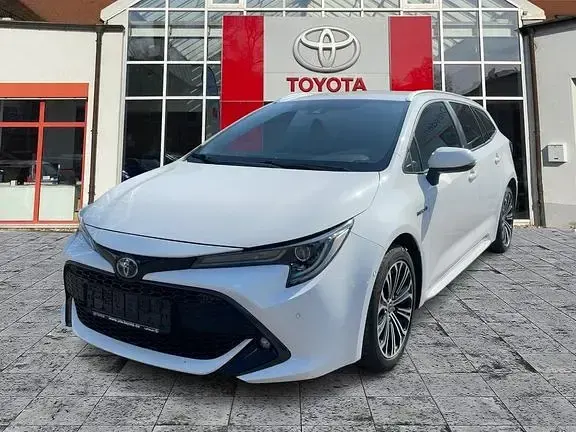 Gebraucht Toyota Corolla Team 184 PS (135 kW) 2021 Weiß Kombi