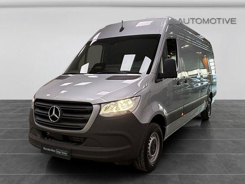 Neu Mercedes Sprinter 170 PS (125 kW) 2026 Silber Van