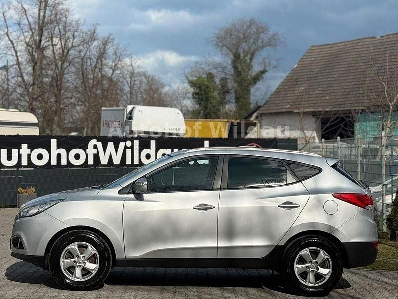 Gebraucht Hyundai ix35 Edition 136 PS (100 kW) 2013 Silber SUV