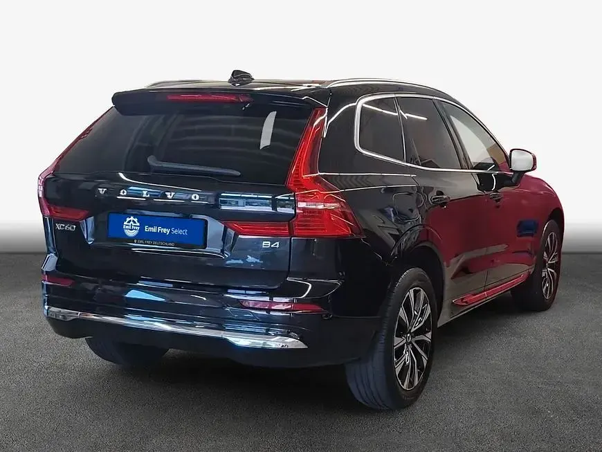 Gebraucht Volvo XC60 Plus 197 PS (144 kW) 2023 Schwarz SUV