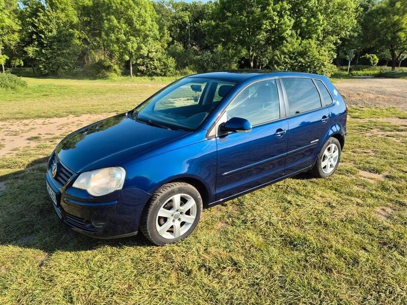 Blau Gebraucht 2009 VW Polo Trendline Kleinwagen | 2.300 € (Fairer Preis) - Bild 1/4