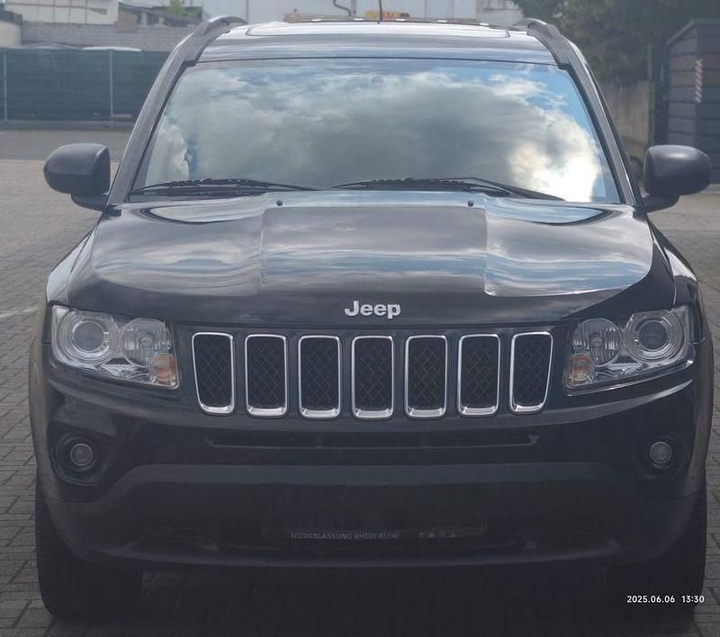 Gebraucht Jeep Compass Limited 163 PS (119 kW) 2012 Schwarz SUV