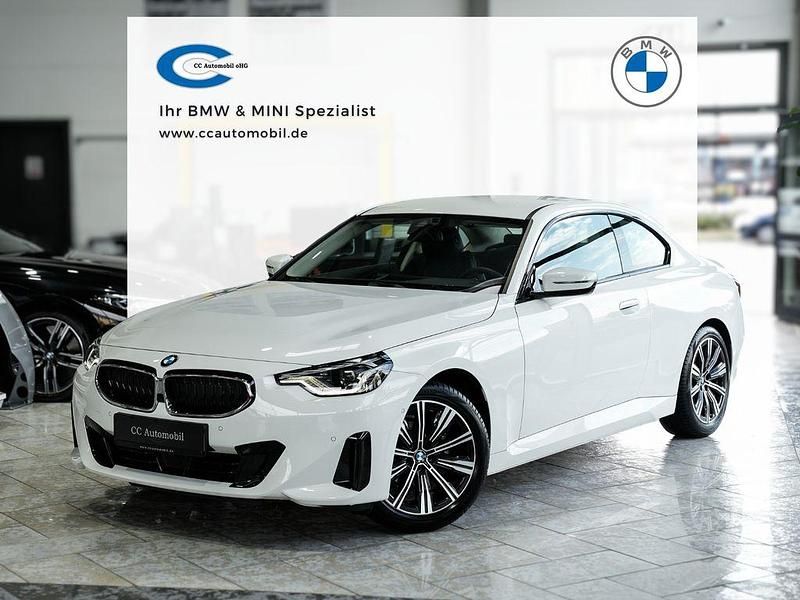 Alpinweiss iii Gebraucht 2024 BMW 218 Sport Line Coupé | 31.448 € (Guter Preis) - Bild 1/3