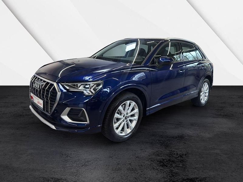 Gebraucht Audi Q3 Advanced Plus 190 PS (139 kW) 2023 Navarrablau metallic (metallic) SUV