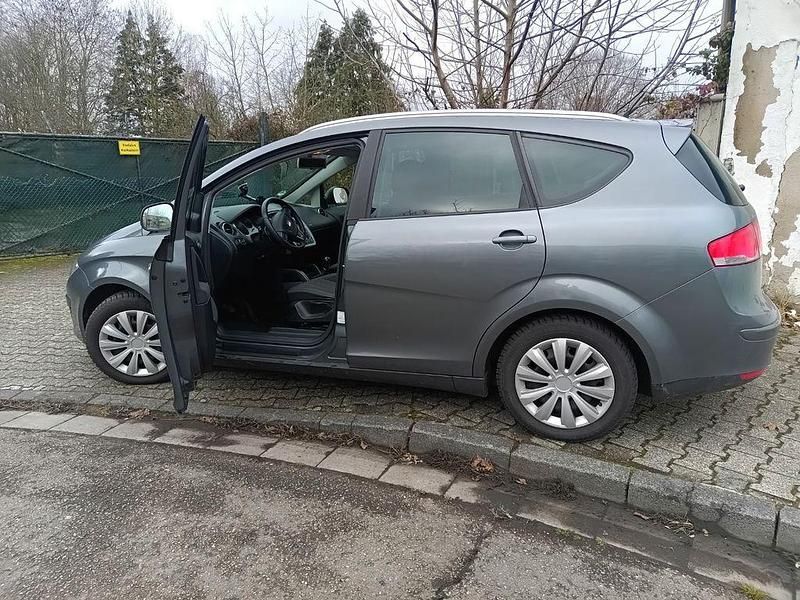 Gebraucht Seat Altea Copa 125 PS (91 kW) 2014 Grau Van / Kleinbus