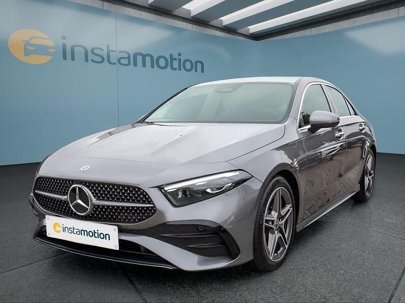 Grau Gebraucht 2024 Mercedes A250 Kleinwagen | 35.899 € (Fairer Preis) - Bild 1/4