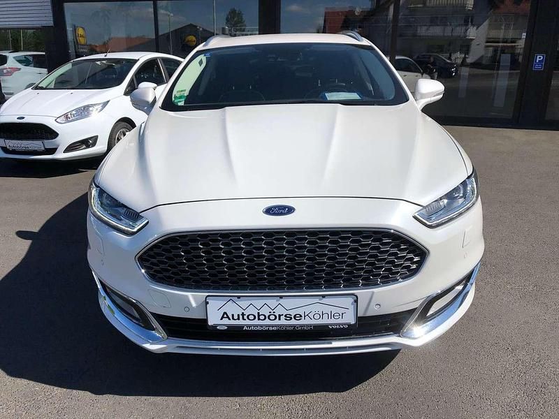 Gebraucht Ford Mondeo Vignale 239 PS (175 kW) 2016 Arktisweiß Kombi
