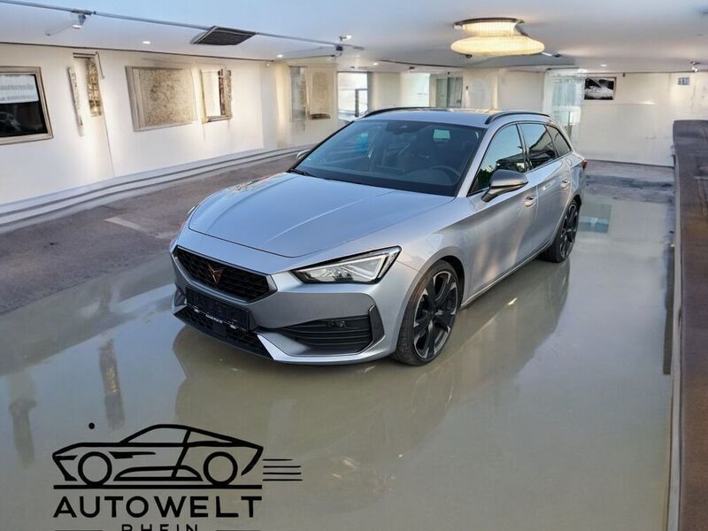 Silber Gebraucht 2022 Cupra Leon VZ Limousine | 20.490 € (Superpreis) - Bild 1/4