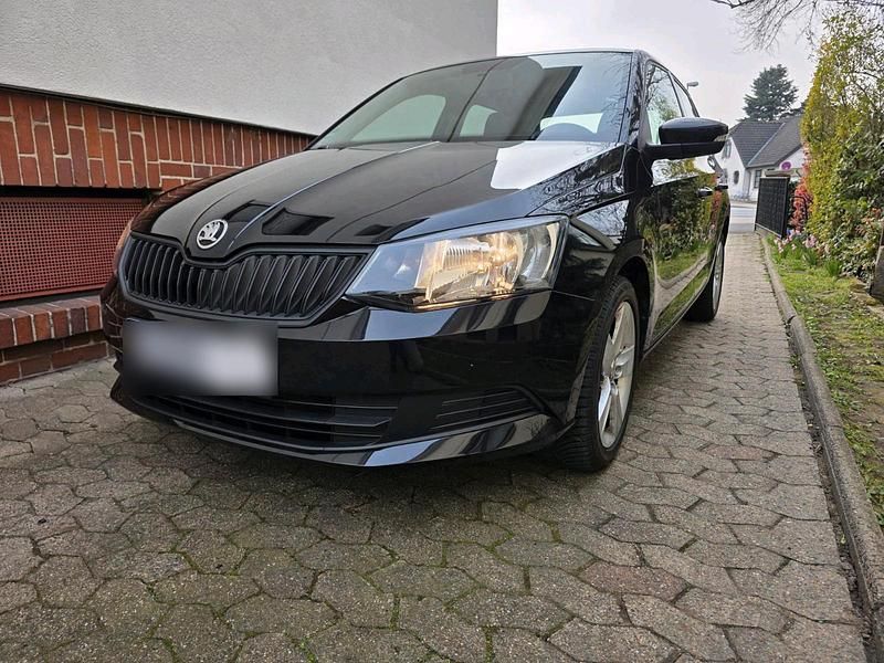 Gebraucht Skoda Fabia 60 PS (44 kW) 2017 Schwarz Kleinwagen