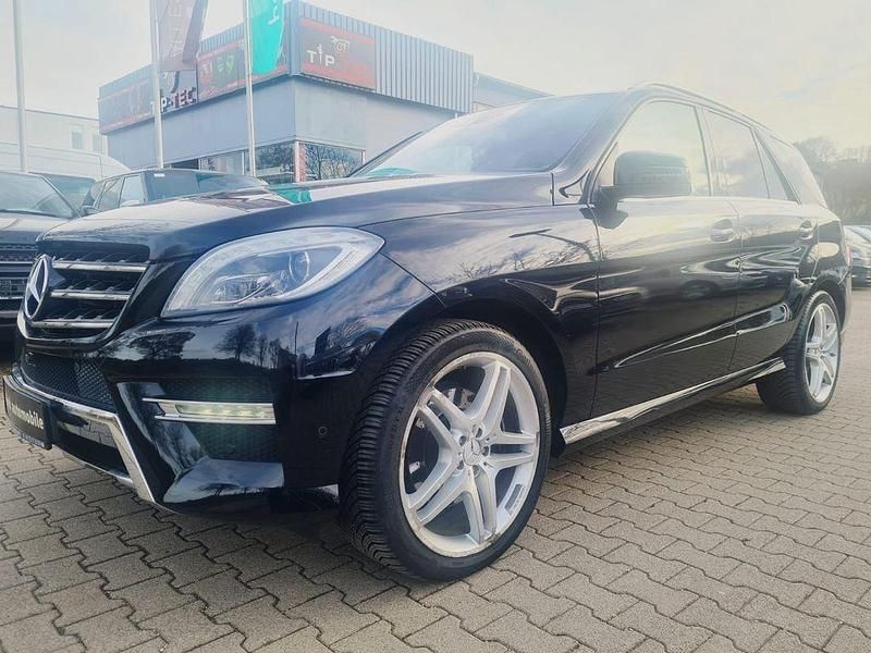 Gebraucht Mercedes ML350 AMG line 258 PS (189 kW) 2013 Schwarz SUV