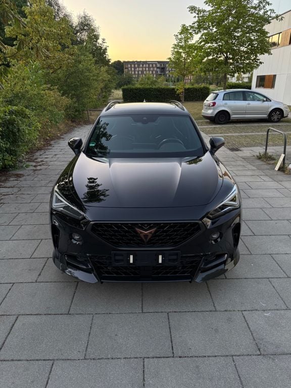 Schwarz Gebraucht 2024 Cupra Formentor VZ SUV | 46.500 € (Guter Preis) - Bild 1/4