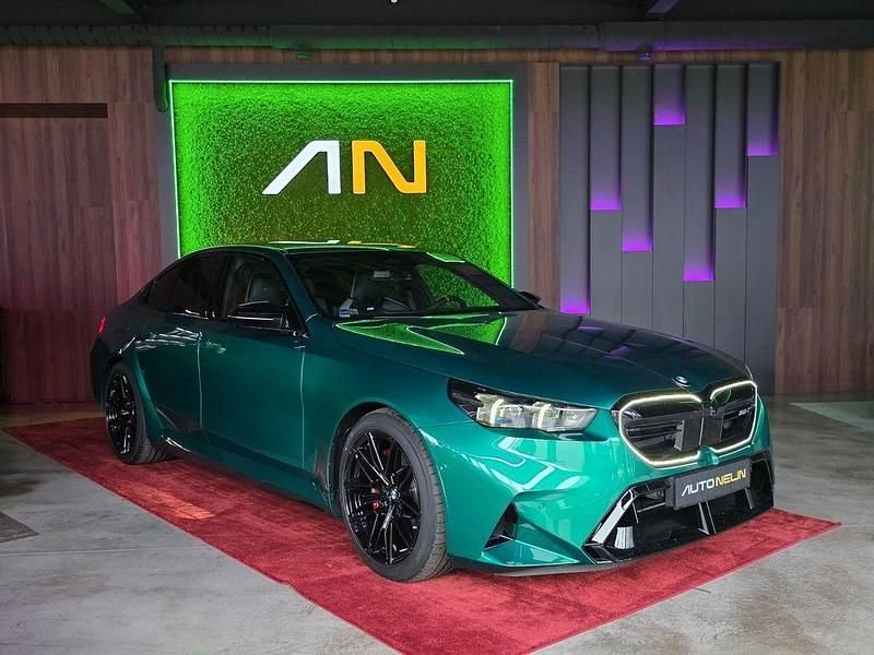 Neu BMW M5 Performance 727 PS (534 kW) 2025 Grün Limousine
