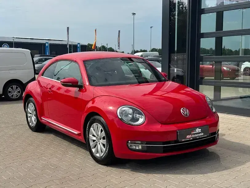 Gebraucht VW Beetle 105 PS (77 kW) 2013 Rot Kleinwagen