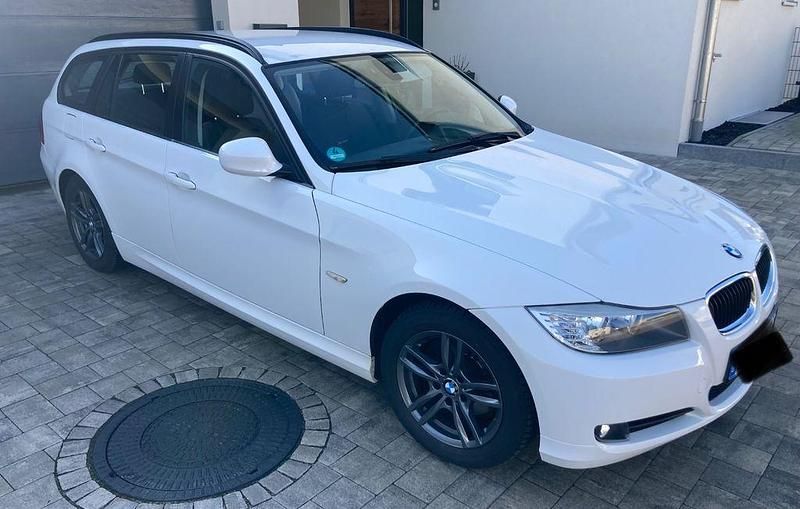 Gebraucht BMW 318 143 PS (105 kW) 2012 Weiß Kombi