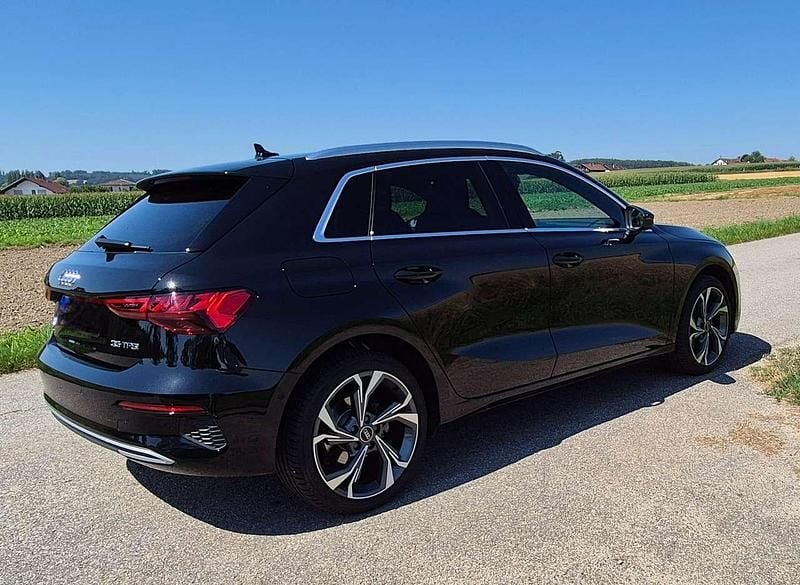 Gebraucht Audi A3 Advanced 150 PS (110 kW) 2024 Schwarz Kombi