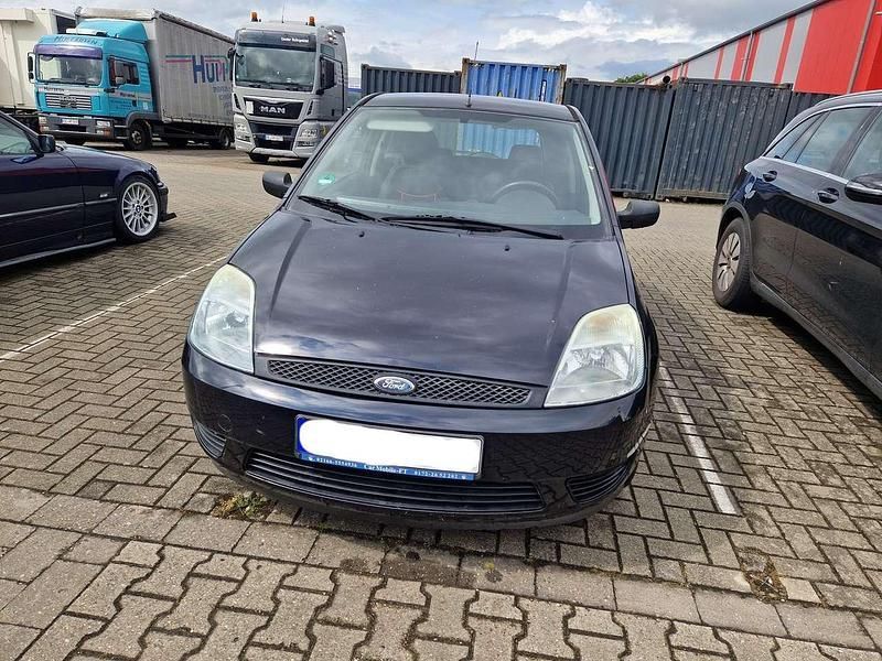 Gebraucht 2005 Ford Fiesta Ghia Kleinwagen | 1.650 € (Fairer Preis) - Bild 1/4