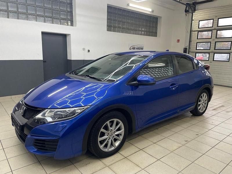 Blau Gebraucht 2016 Honda Civic Comfort Limousine | 6.600 € (Fairer Preis) - Bild 1/4