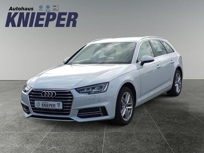 Gebraucht Audi A4 Design 190 PS (139 kW) 2019 Gletscherweiß metallic Kombi