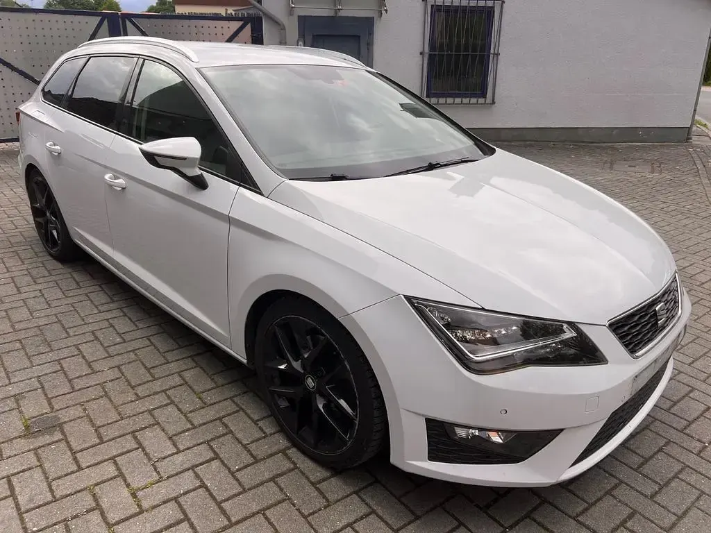 Gebraucht Seat Leon ST FR 184 PS (135 kW) 2016 Weiß Kombi