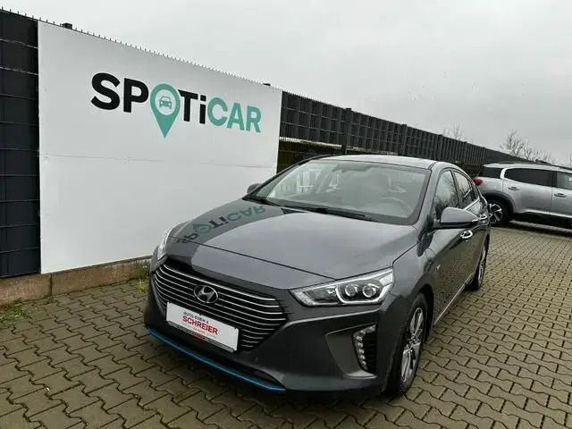 Grau Gebraucht 2019 Hyundai Ioniq Premium Limousine | 15.995 € (Fairer Preis) - Bild 1/4