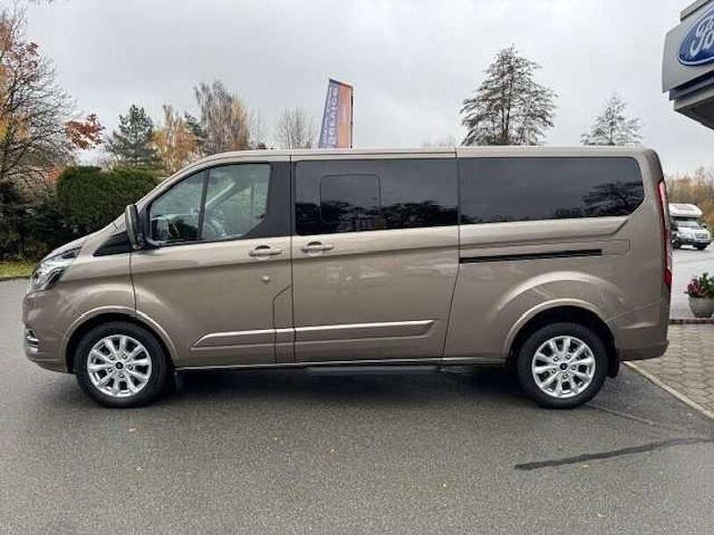 Gebraucht Ford Tourneo Custom Titanium 2021 Silber Van
