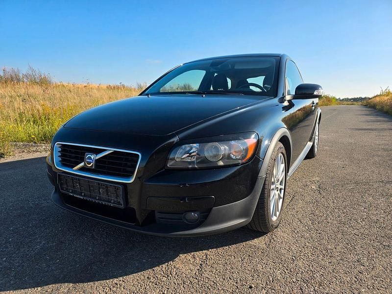 Schwarz Gebraucht 2008 Volvo C30 Momentum Kleinwagen | 4.400 € (Etwas zu teuer) - Bild 1/4