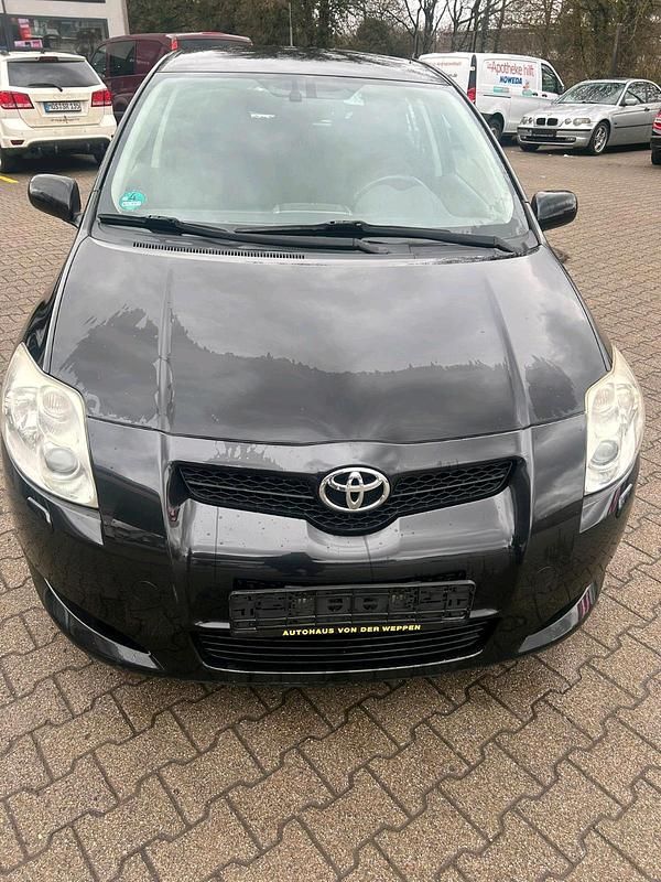 Gebraucht Toyota Auris 125 PS (91 kW) 2008 Schwarz Kleinwagen