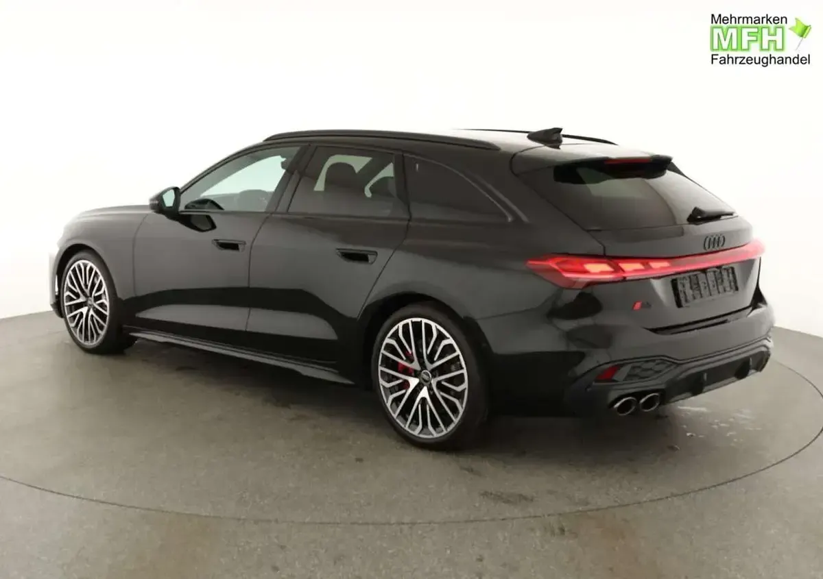 Nowe Audi S5 367 KM (269 kW) 2026 Czarny Kombi