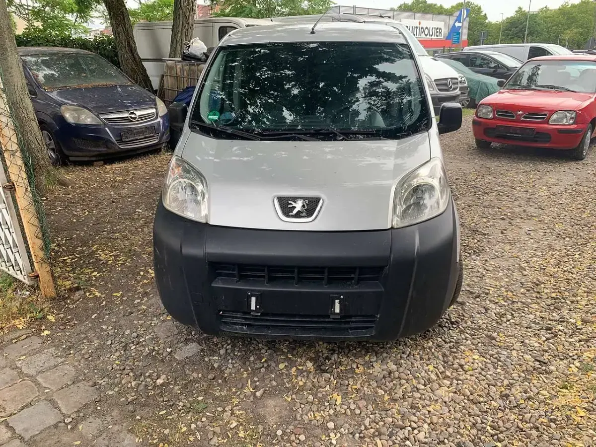 Gebraucht Peugeot Bipper Basis 75 PS (55 kW) 2012 Grau metall Van / Kleinbus