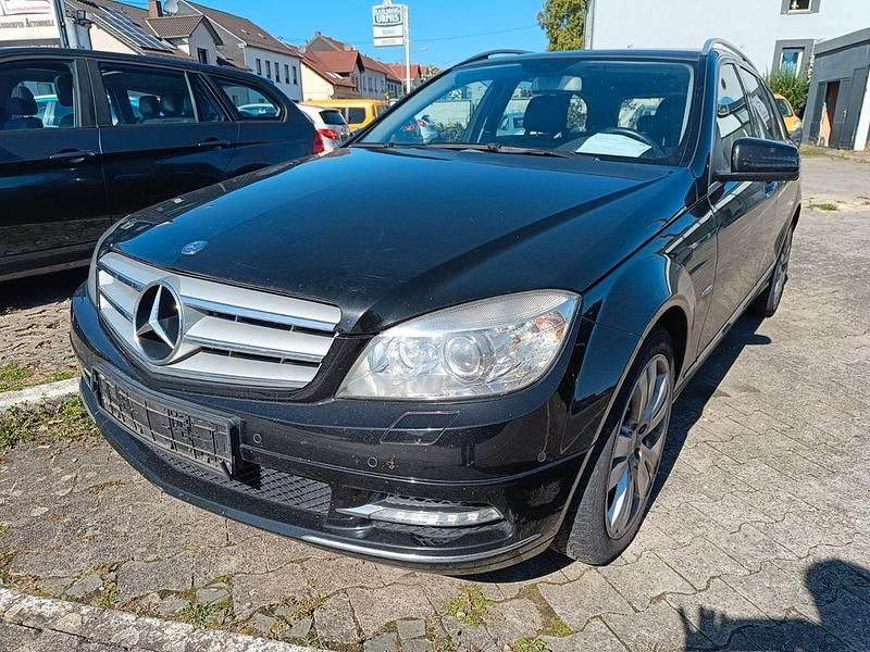 Schwarz Gebraucht 2010 Mercedes C220 Kombi | 4.300 € (Fairer Preis) - Bild 1/4