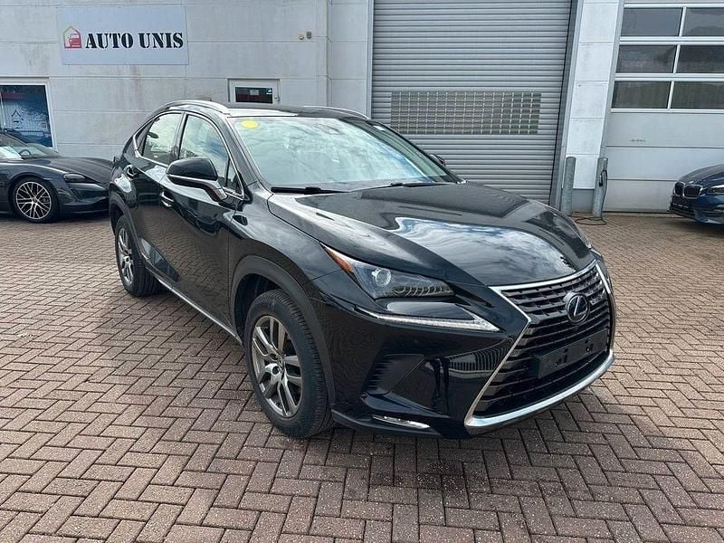Gebraucht Lexus NX300h 197 PS (144 kW) 2020 Schwarz SUV
