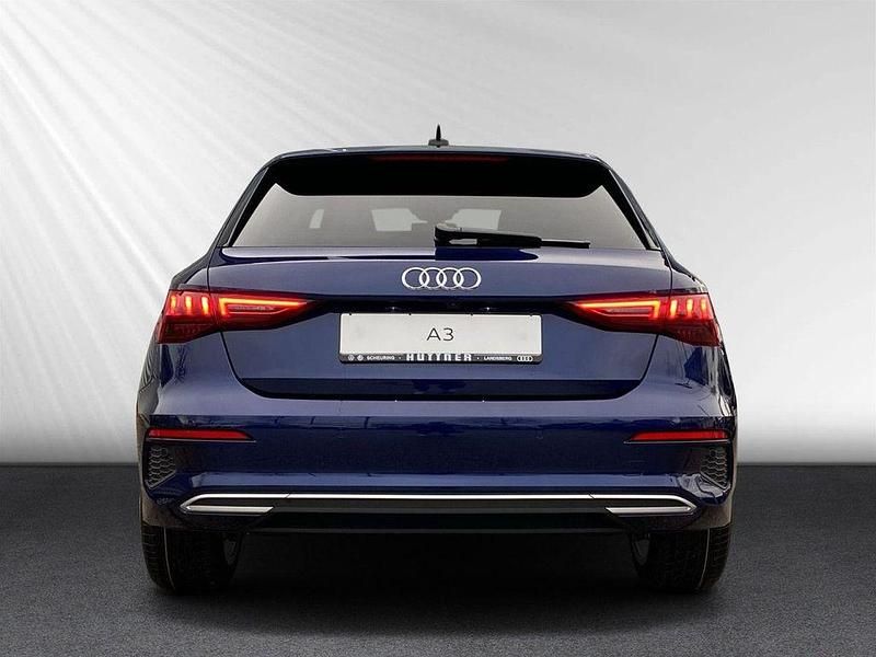 Gebraucht Audi A3 Advanced 110 PS (80 kW) 2024 Navarrablau metallic Limousine
