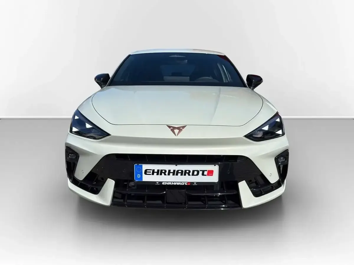 Neu Cupra Leon VZ 300 PS (220 kW) 2026 Taiga grau metallic Limousine