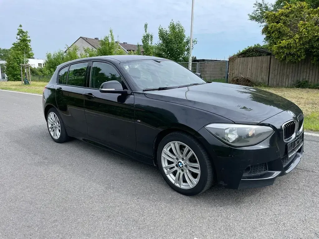 Gebraucht BMW 114 M Sport 95 PS (69 kW) 2014 Schwarz Kleinwagen