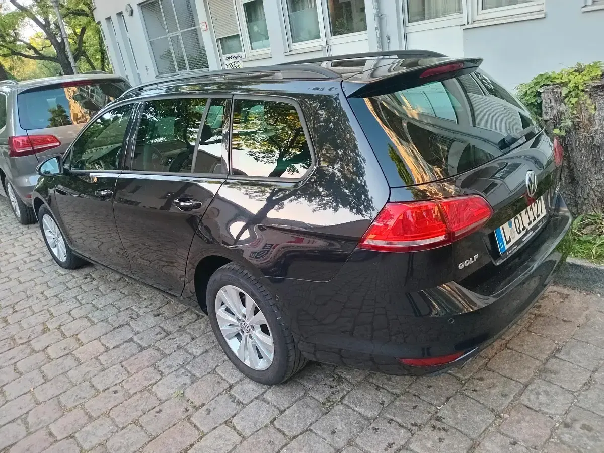 Second-hand VW Golf VII 150 CP (110 kW) 2014 Negru Break