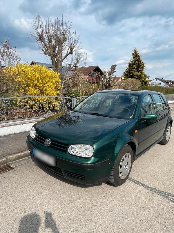 Grün Gebraucht 1998 VW Golf IV Limousine | 600 € (Superpreis) - Bild 1/4