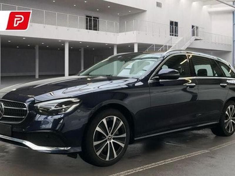 Gebraucht Mercedes E300 320 PS (235 kW) 2022 Blau Kombi