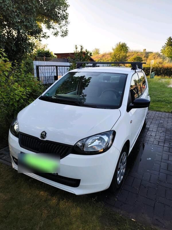 Weiß Gebraucht 2012 Skoda Citigo Ambition Kleinwagen | 3.500 € (Guter Preis) - Bild 1/4