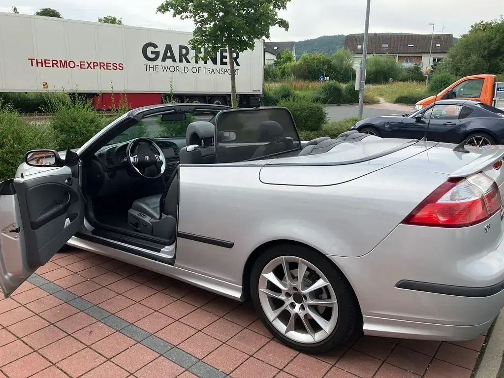 Gebraucht Saab 9-3 Cabriolet Aero 250 PS (183 kW) 2006 Silber Cabrio
