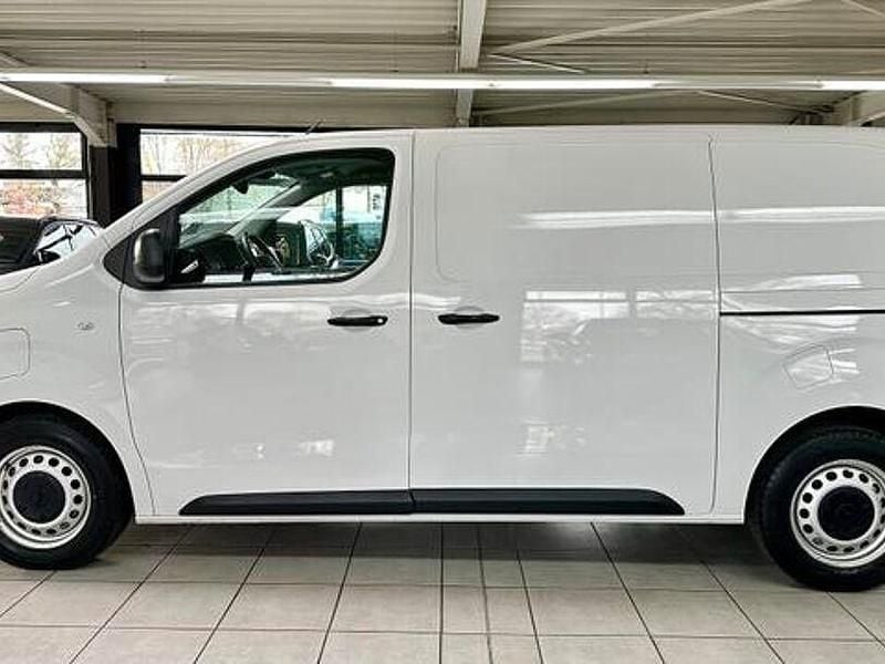 Gebraucht Opel Vivaro-e Combi 100 kW (136 PS) 2022 Weiß Van