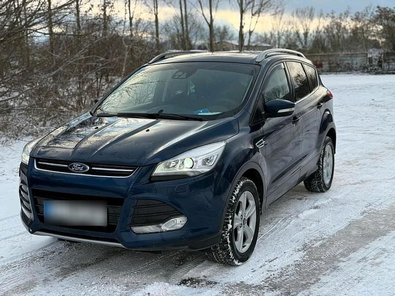 Gebraucht Ford Kuga 163 PS (119 kW) 2013 Blau SUV