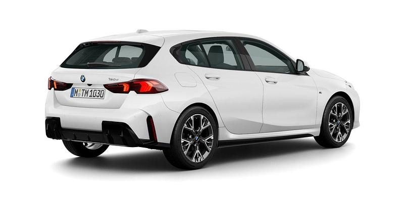 Gebraucht BMW 120 Shadowline 163 PS (119 kW) 2025 Weiß Kleinwagen