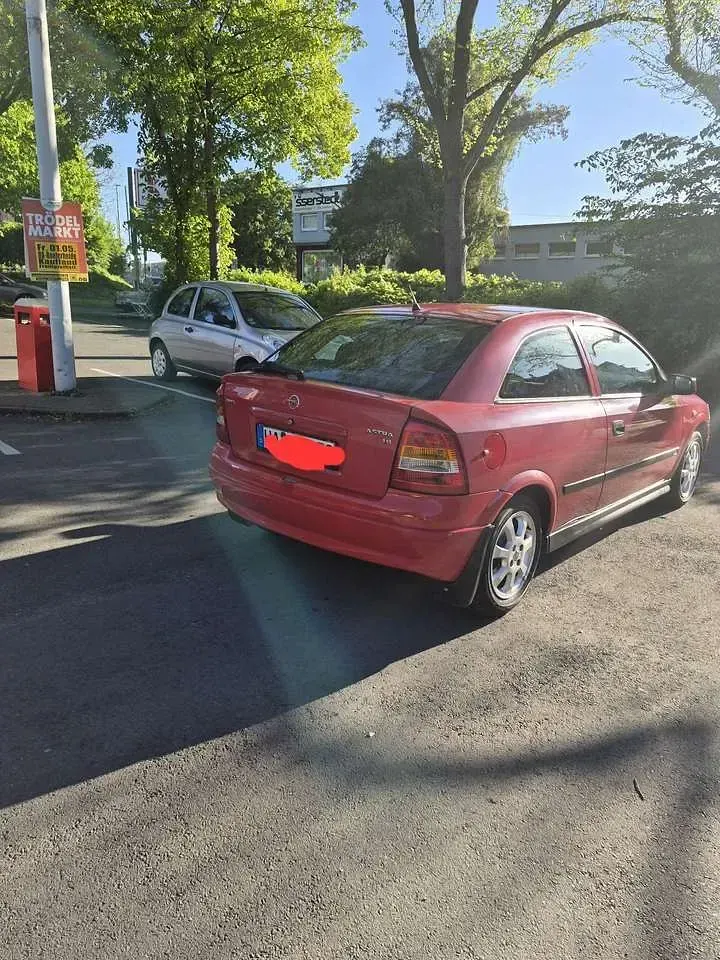 Usata Opel Astra 84 CV (61 kW) 2002 Rosso Coupé